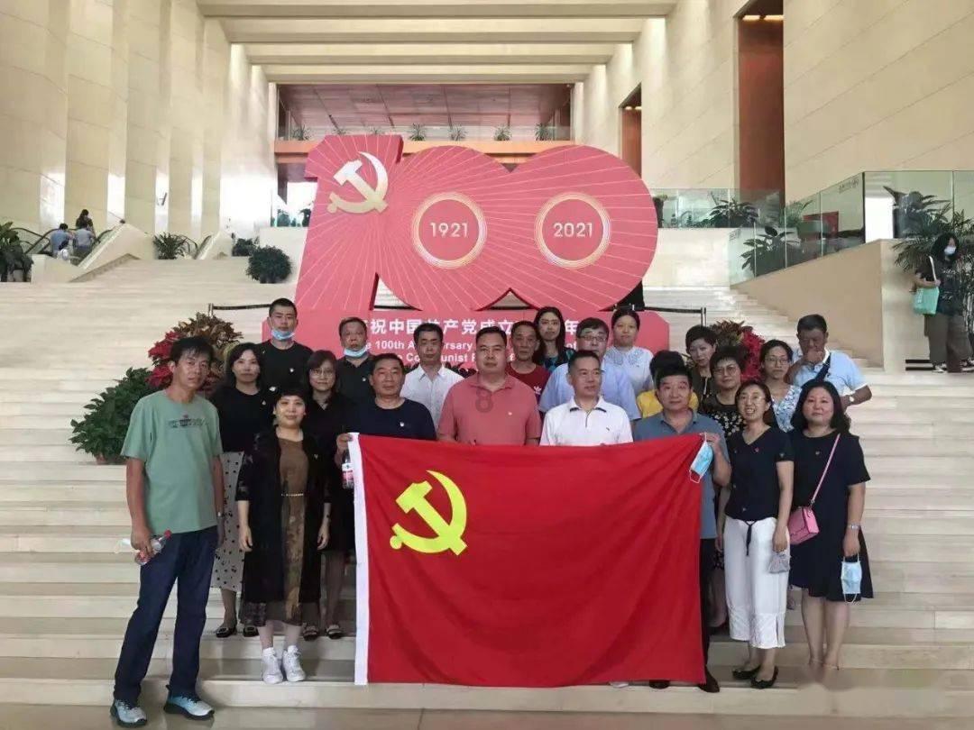 卷土重来——大行其道的并列双缸发动机(上)